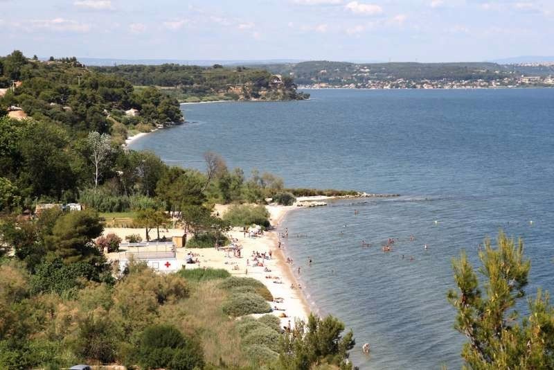 Les Plages De L Etang De Berre Rouvrent A La Baignade Ce Matin Etang De Berre Cote Bleue Frequence Sud Fr