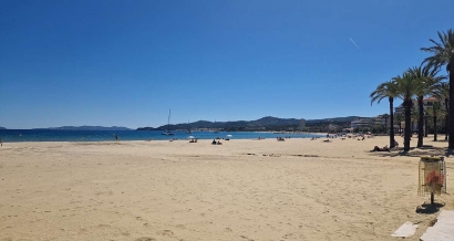 On peut à nouveau se baigner sur les plages du Lavandou