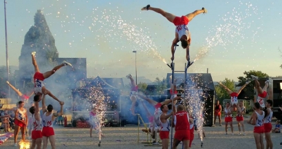 Acrobatie, humour et spectacle : les pompiers du Rhône en démonstration à Bandol le 16 juillet