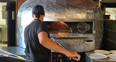 Un champion du monde de la pizza ouvre un restaurant à deux pas du Mucem et de la Major