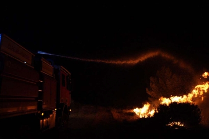 Des centaines d'hectares ravagés par deux incendies cette nuit dans les Bouches du Rhône
