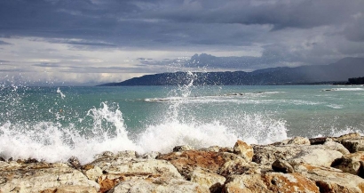 De grosses vagues attendues ce samedi dans les Alpes Maritimes