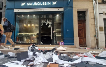 Au lendemain des pillages : un centre-ville de Marseille dévasté et des questions sur l'action de la police