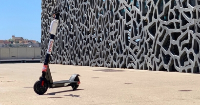 A Marseille, les trottinettes sur les trottoirs c'est fini !