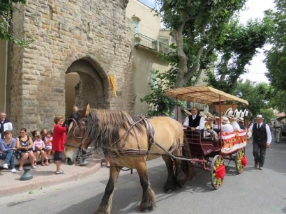 Feu d'artifice, cavalcade, banquet, concerts...c'est le retour de la Saint Eloi à Trets