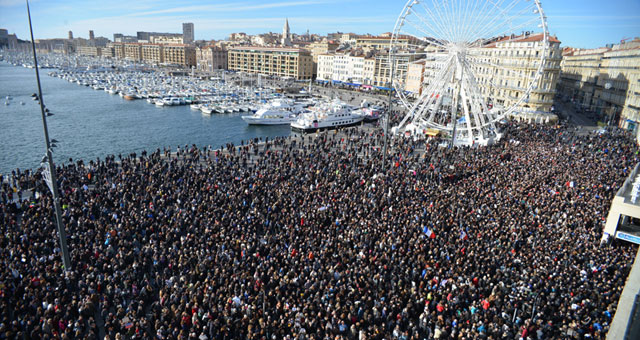 Rassemblements pour la liberté : Les manifestations en direct