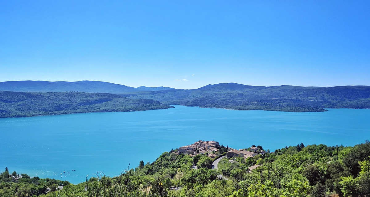 La Lac de Sainte Croix