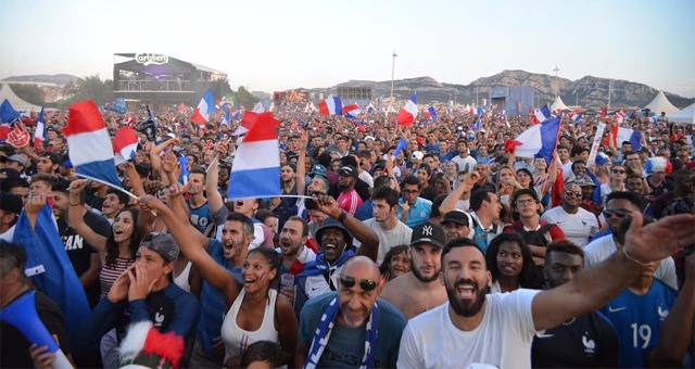 La finale de l'Euro dans la Fan Zone de Marseille