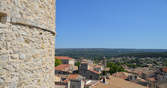 Balade dans le village de Velaux