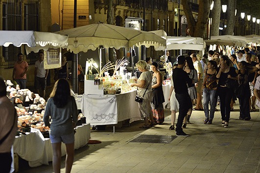 Nuits d'Aix : marché d'été nocturne à Aix en Provence