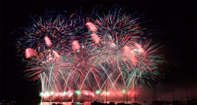 Les feux d'artifice Ã  HyÃ¨res