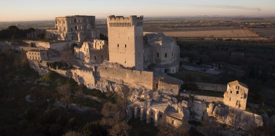 Monument jeux d'enfants : Objectif 2.0 Ã  Montmajour