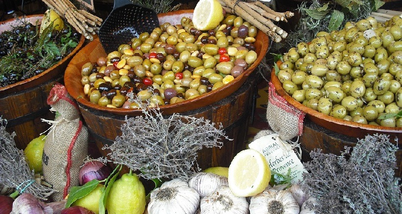 Le marchÃ© des producteurs des dimanches de la CanebiÃ¨re