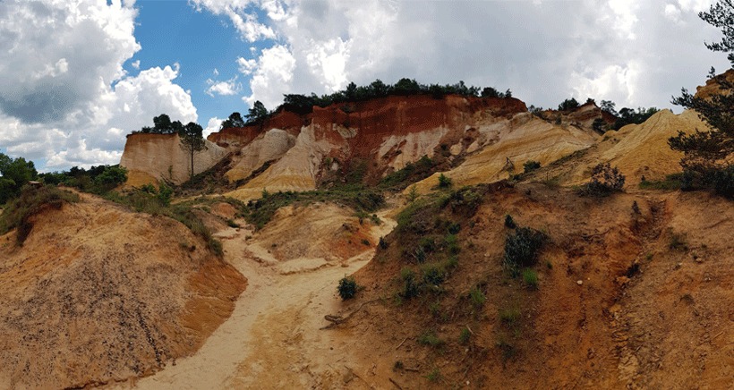 En famille : une balade haute en couleurs dans le Colorado Provençal