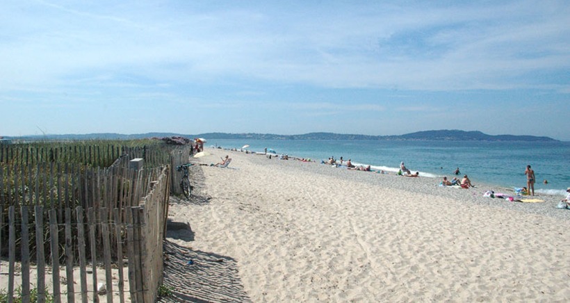 Hyères: quatre plages fermées à la baignade ce lundi