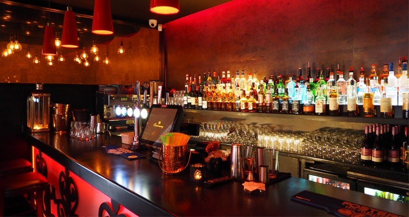 Aix: Durant l'été, les bars et restaurants sont autorisés à ouvrir jusqu'à 2h du matin