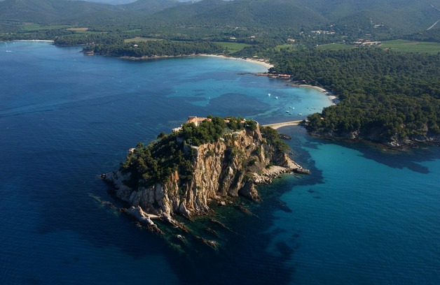 Cet été, visitez le fort de Brégançon , même quand le président y est