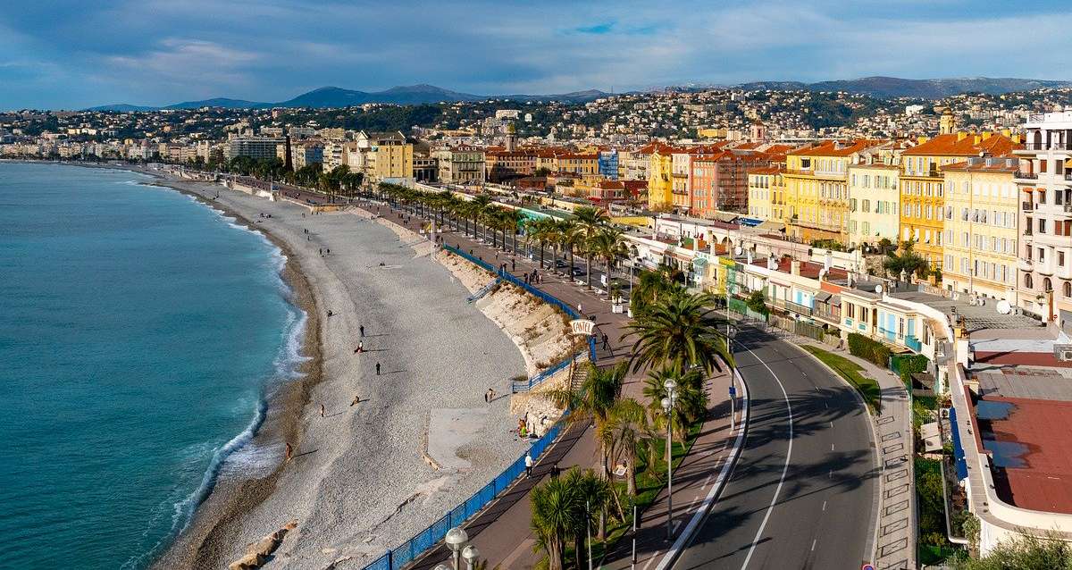 Christian Estrosi annonce la réouverture des plages à Nice dès ce weekend