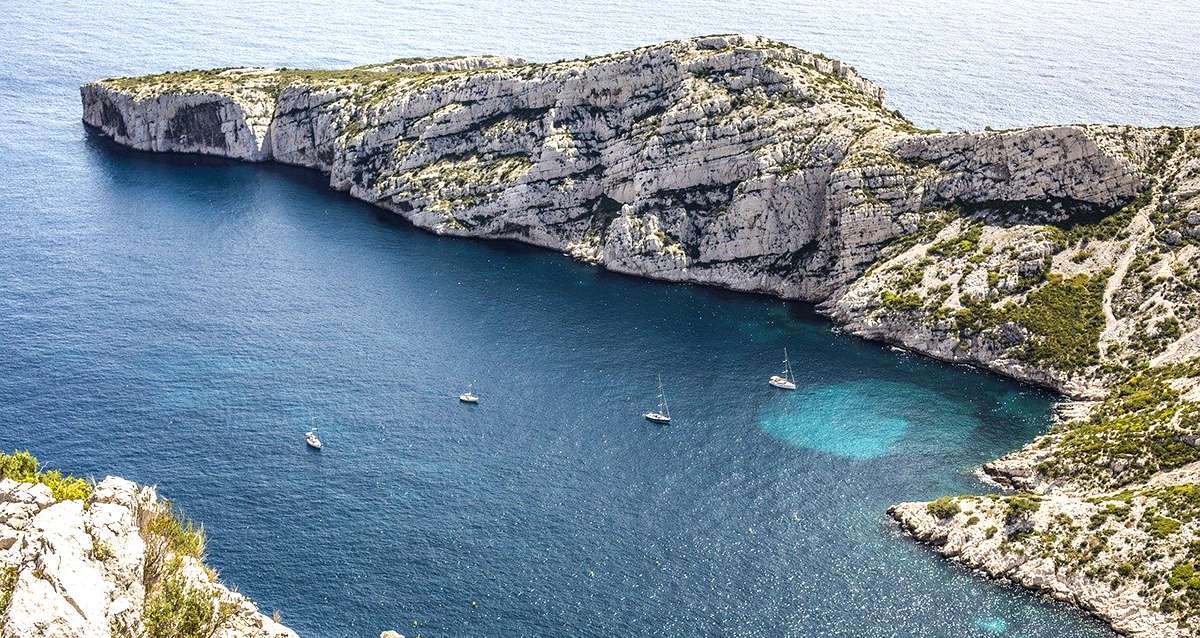 Location de bateaux, escalade, kayak... De nouvelles restrictions dans le Parc National des Calanques