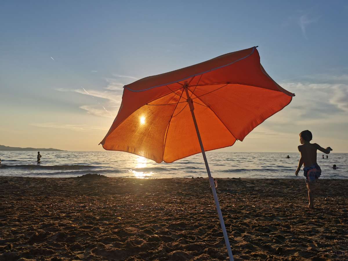 Baignade interdite sur la plage de la Pointe Rouge ce mercredi matin