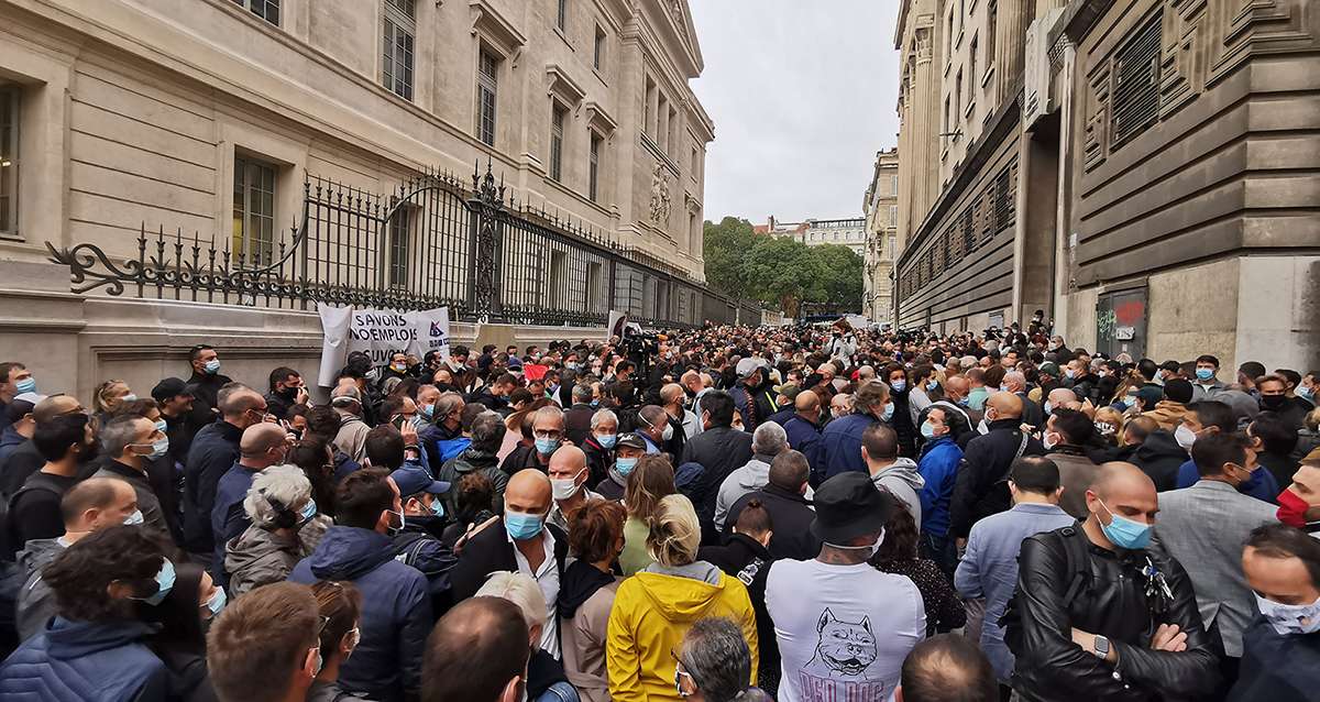 Des élus aux syndicats, Olivier Véran fait l'unanimité contre lui dans les Bouches du Rhône