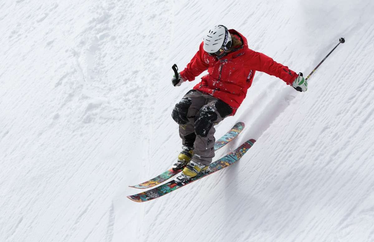 Confinement allégé : Les stations de ski ne devraient pas rouvrir avant la rentrée de janvier