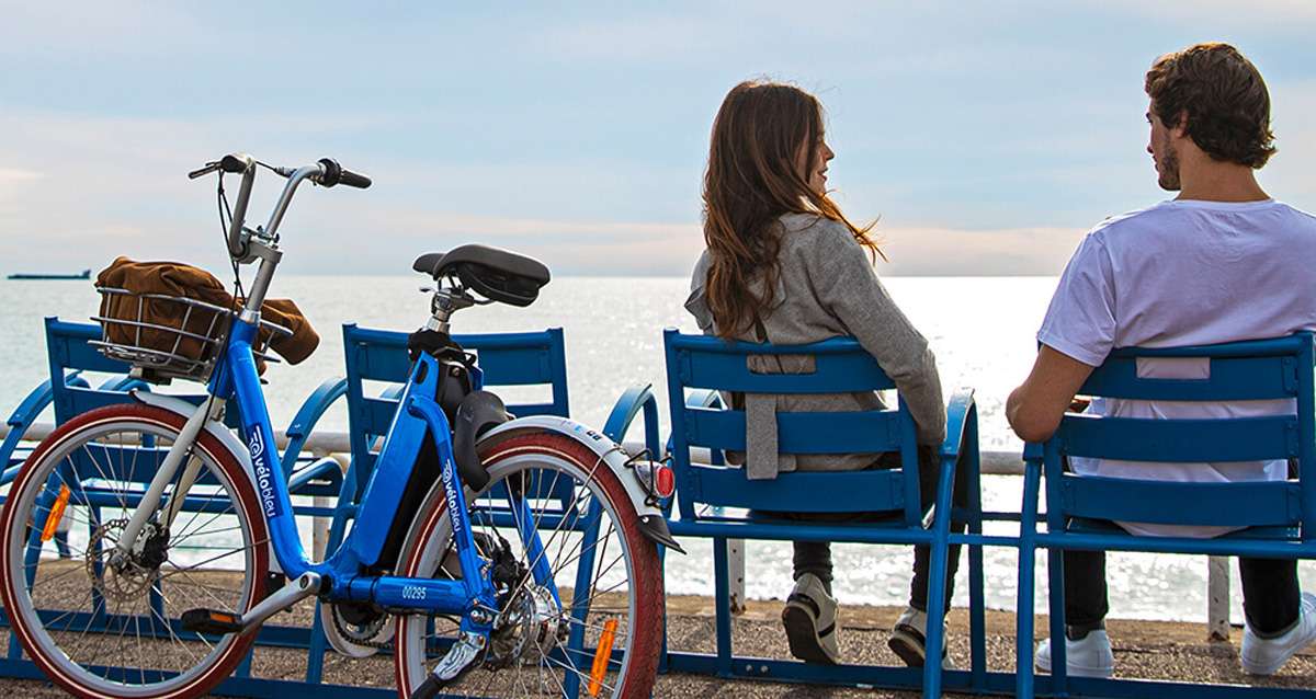 Les vélos électriques en libre service arrivent dans trois nouvelles communes des Alpes Maritimes