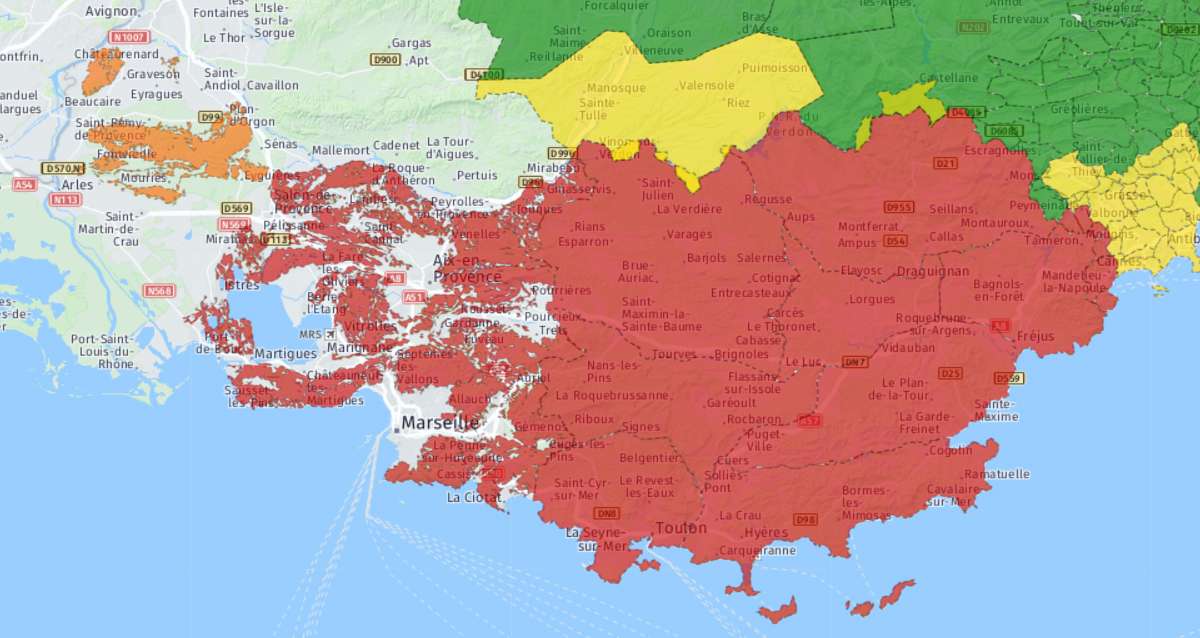 Risques incendie: la plupart des massifs fermés ce lundi en raison du mistral