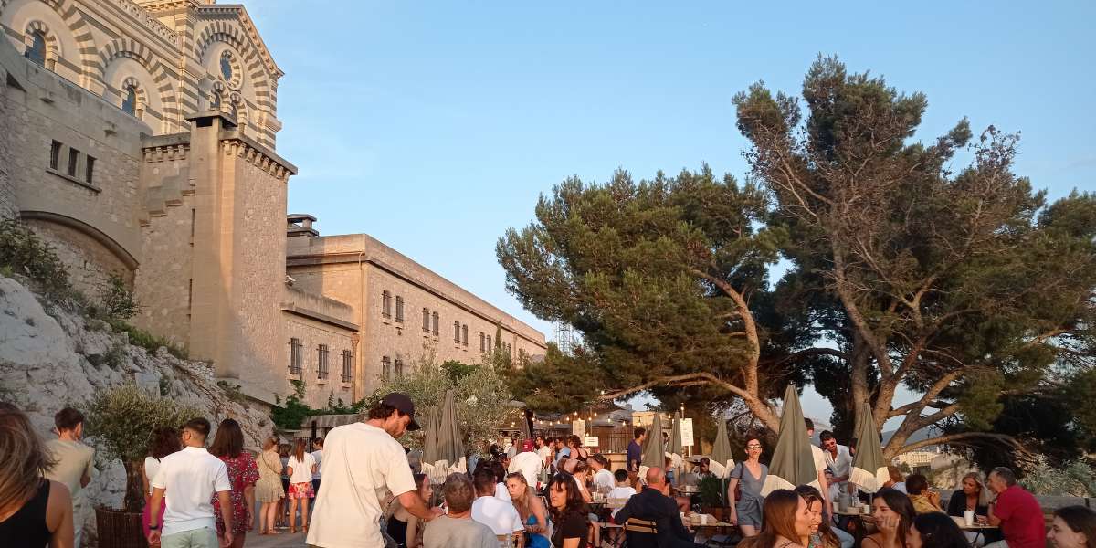 Le Bon Air : un spot aux pieds de la Basilique Notre Dame de la garde 