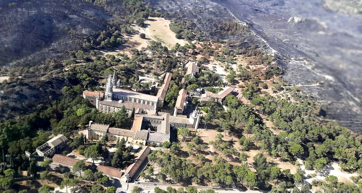 L'Abbaye de Frigolet sauvée des flammes