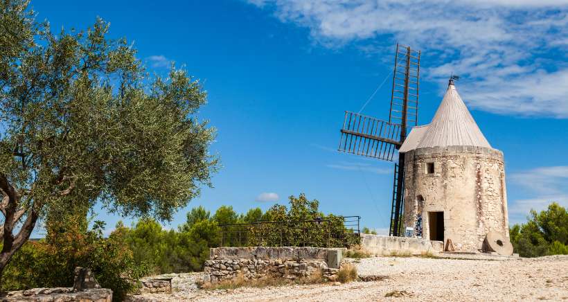 Patrimoine : L?histoire du Moulin de Daudet à Fontvieille