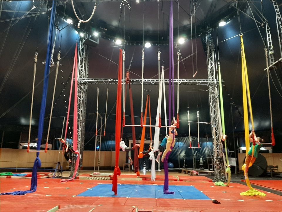 Stage de cirque pour les adultes (15 ans et +) au CIAM
