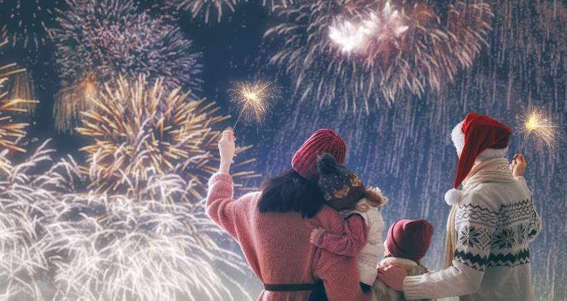 Un feu d'artifice tirÃ© ce soir au Pradet pour lancer les festivitÃ©s de NoÃ«l