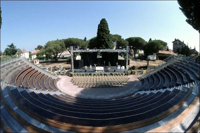 Fréjus: les parcs et jardins ainsi que les théâtre romain et la chapelle Cocteau fermées à cause du vent