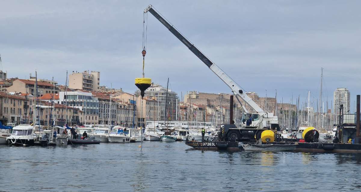 Le vieux port de Marseille se transforme pour l'arrivée du Belem 